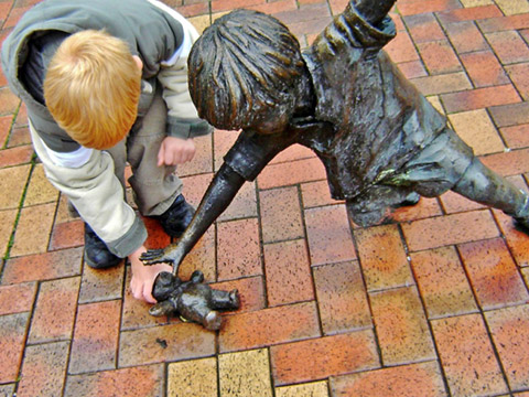 Grandmother and Child - Life size bronze - Blackburn, Lancashire