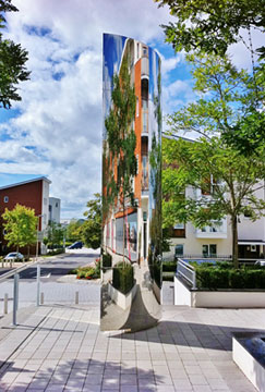 Mirror polished Wave sign - 5m - all surfaces mirror polished